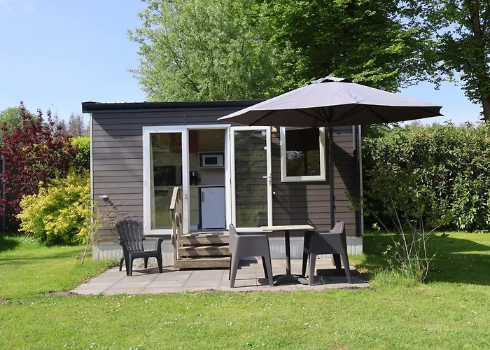 Mini-chalet - Vakantiepark 't Urkerbos